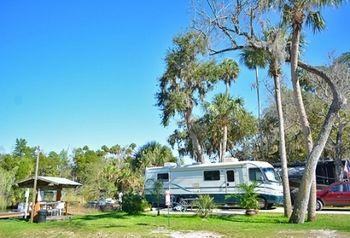 Crystal Isles Rv Resort 크리스탈리버 외부 사진