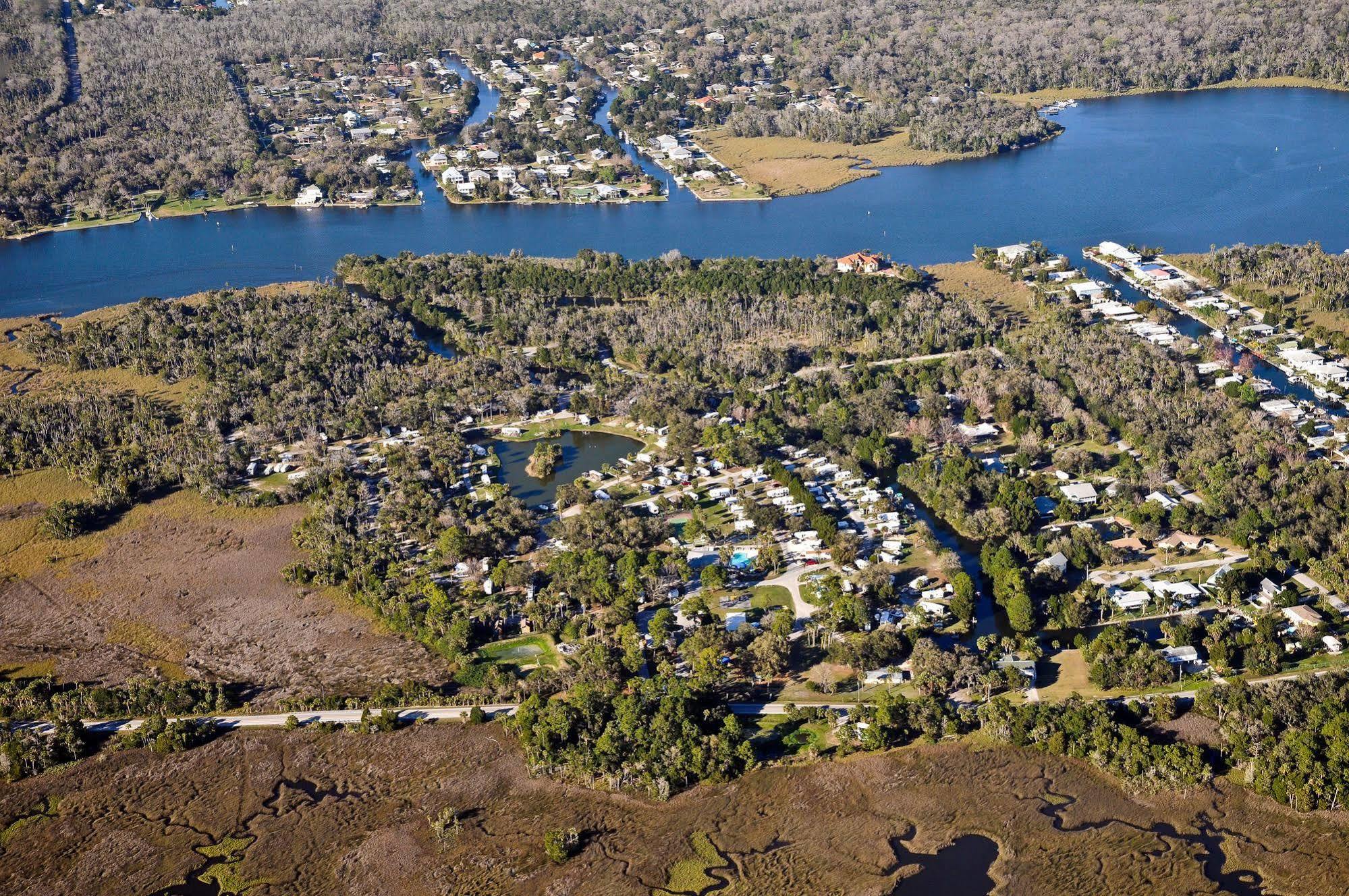 Crystal Isles Rv Resort 크리스탈리버 외부 사진